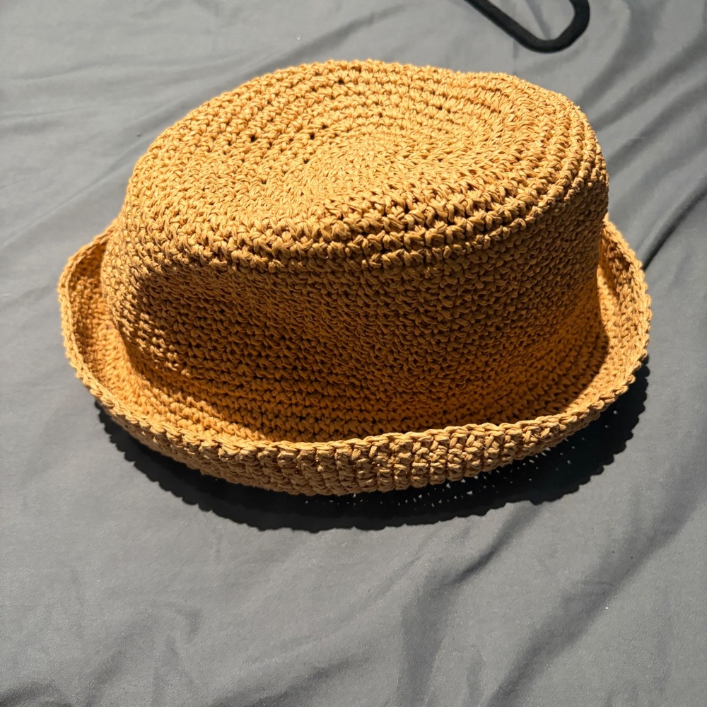 Lululemon Woven Straw Bucket Hat Tan Paper Yarn Sun Hat Logo Stud